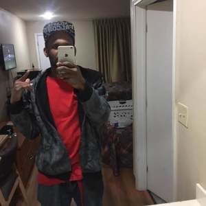 Meet your Posher, Nelson